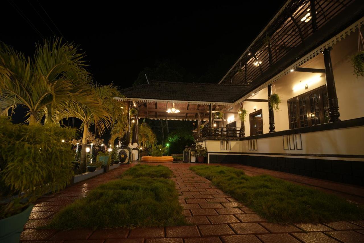 Arayathu Heritage Villa Resort 戈德亚姆 外观 照片